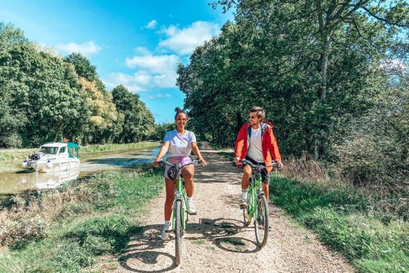 Le Canal de Nantes à Brest en vélo sur la Vélodyssée