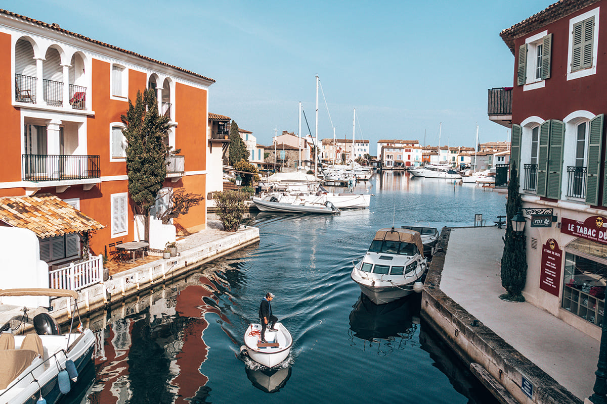 Visiter Port-Grimaud : préparez votre séjour et voyage Port-Grimaud